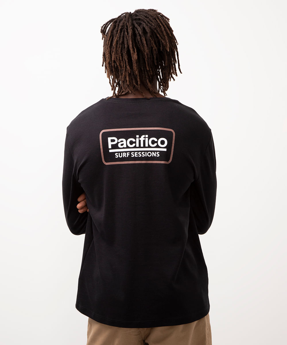 camiseta manga longa estampada pacifico surf preto