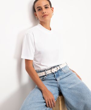 camiseta de algodão básica manga curta gola alta - off white