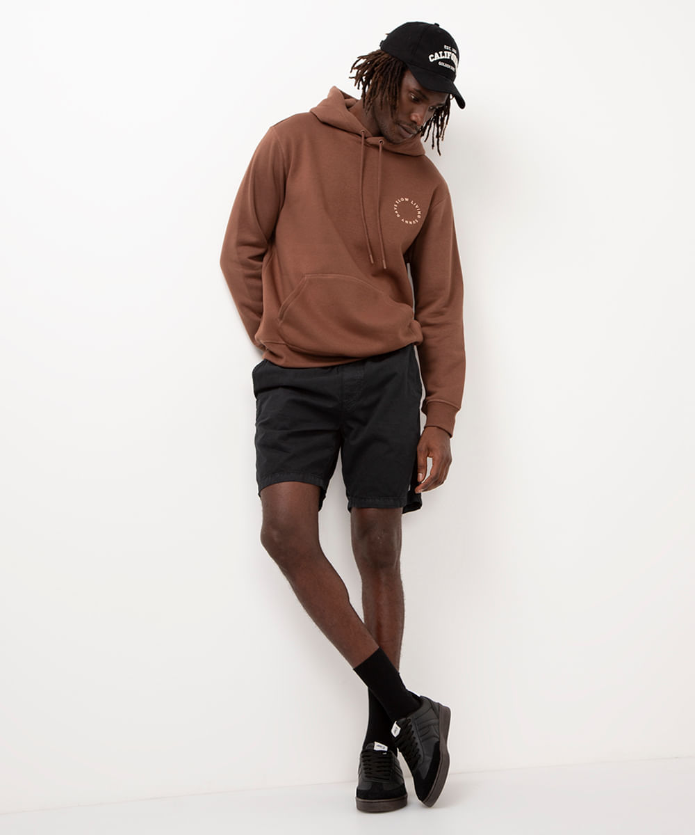 blusa de moletom com capuz e bolso canguru marrom