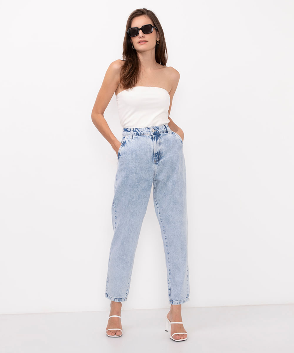 calça jeans mom cintura alta com sawary - JEANS CLARO