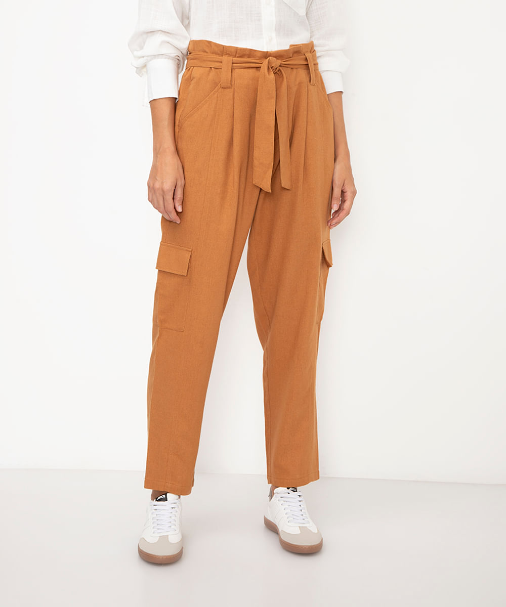calça cargo com linho cintura alta bege