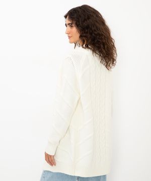 capa de tricot texturizado off white