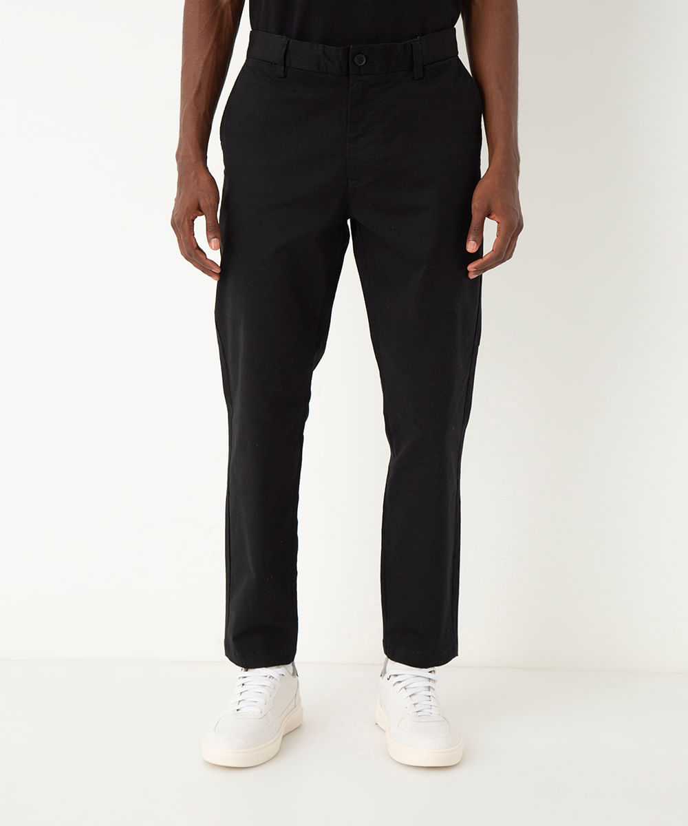 calça de sarja slim cropped preta