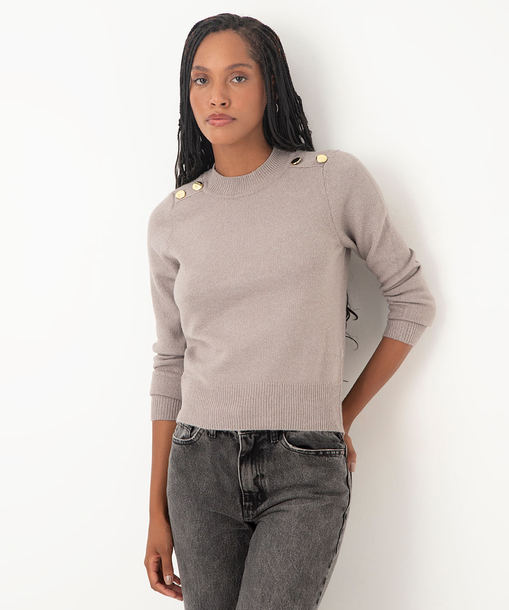 suéter de tricot com botões cinza