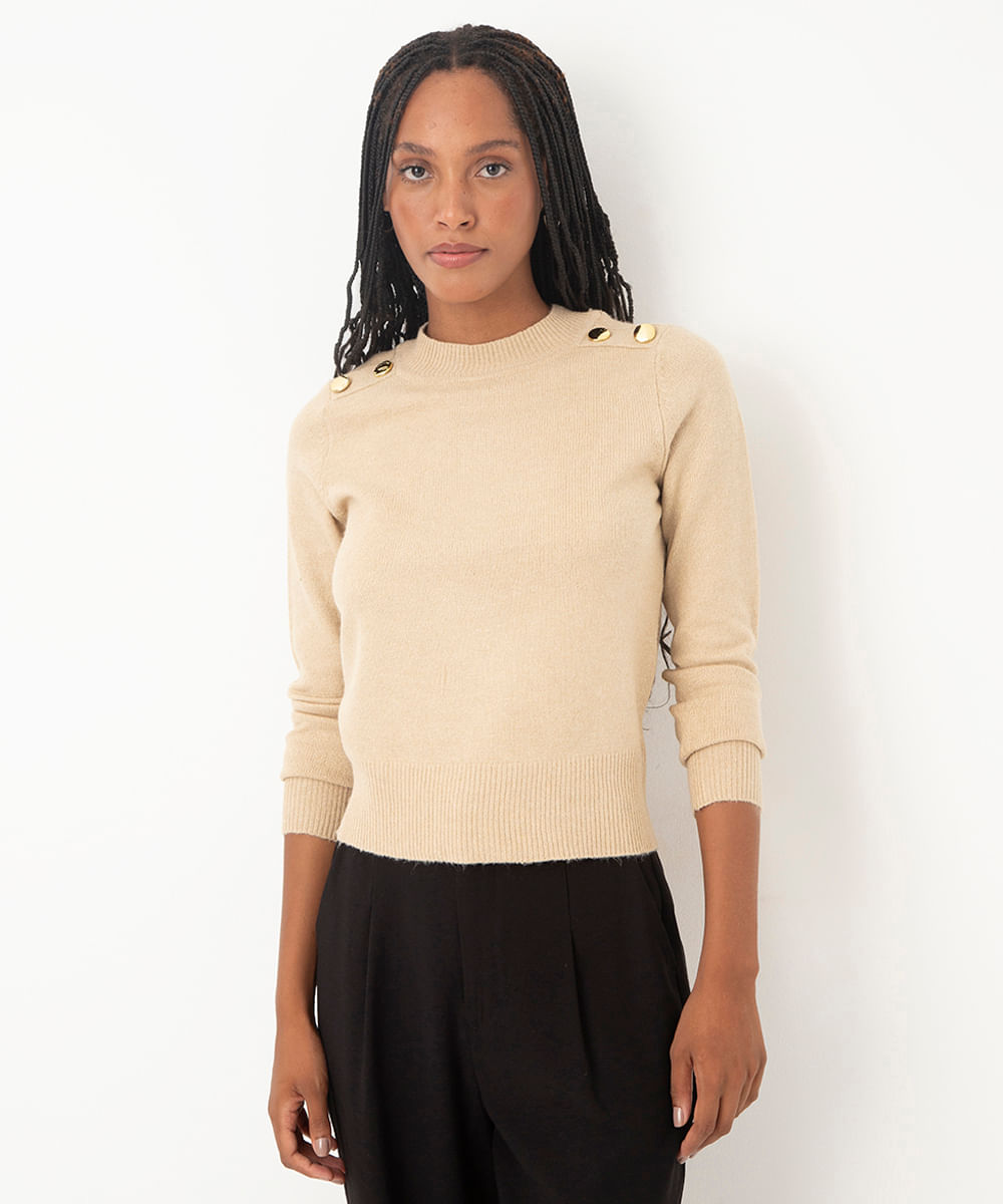 suéter de tricot com botões bege