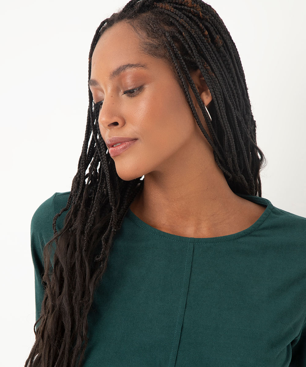 blusa em suede manga curta com recortes marrom - verde esmeralda