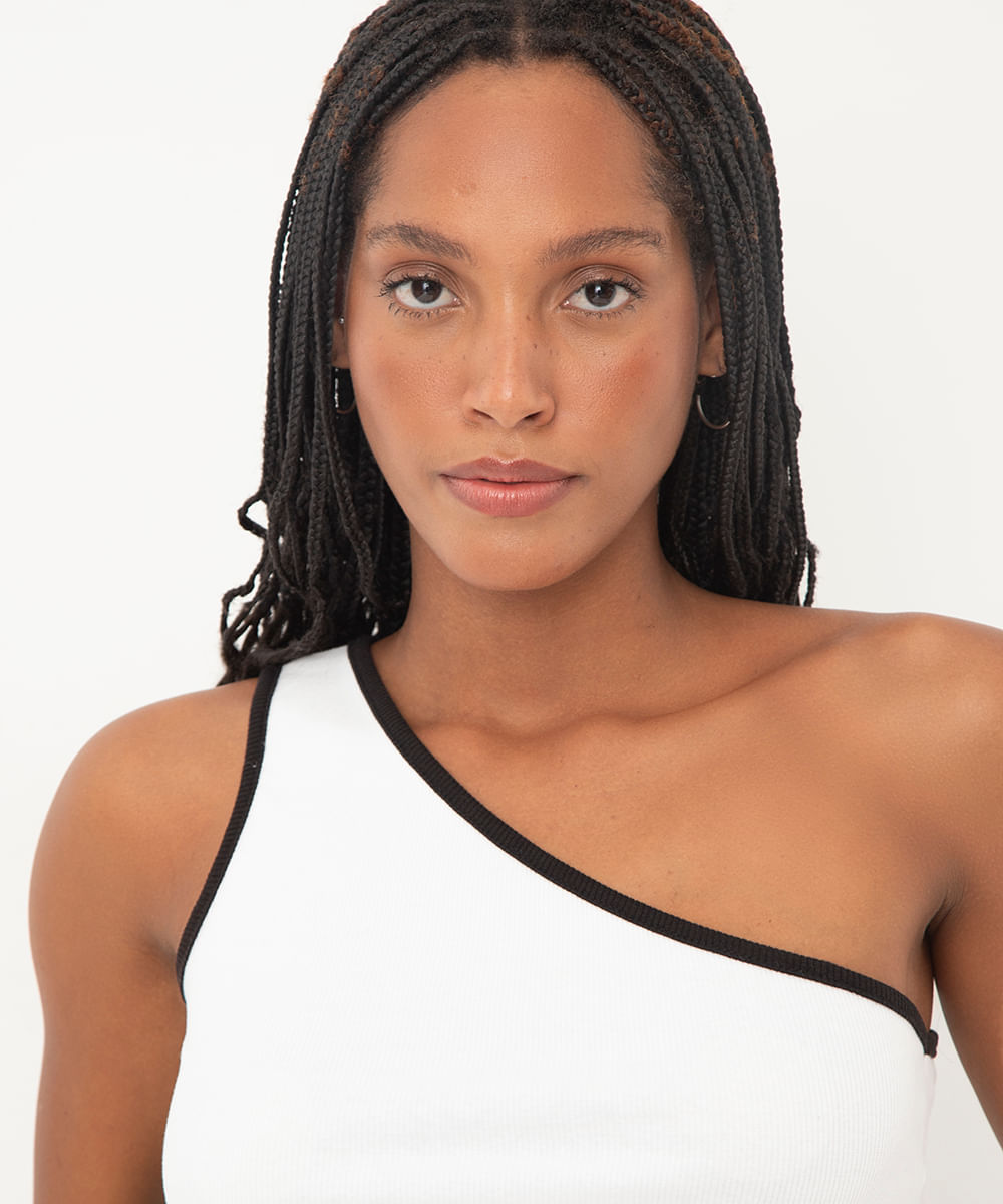 blusa de algodão ombro único - off white