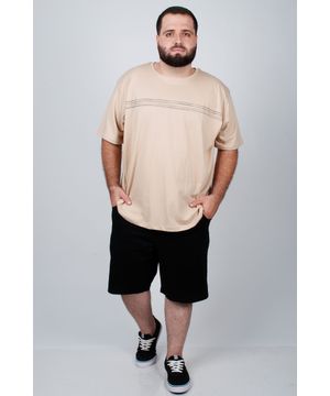 Camiseta com estampa de listras plus size bege