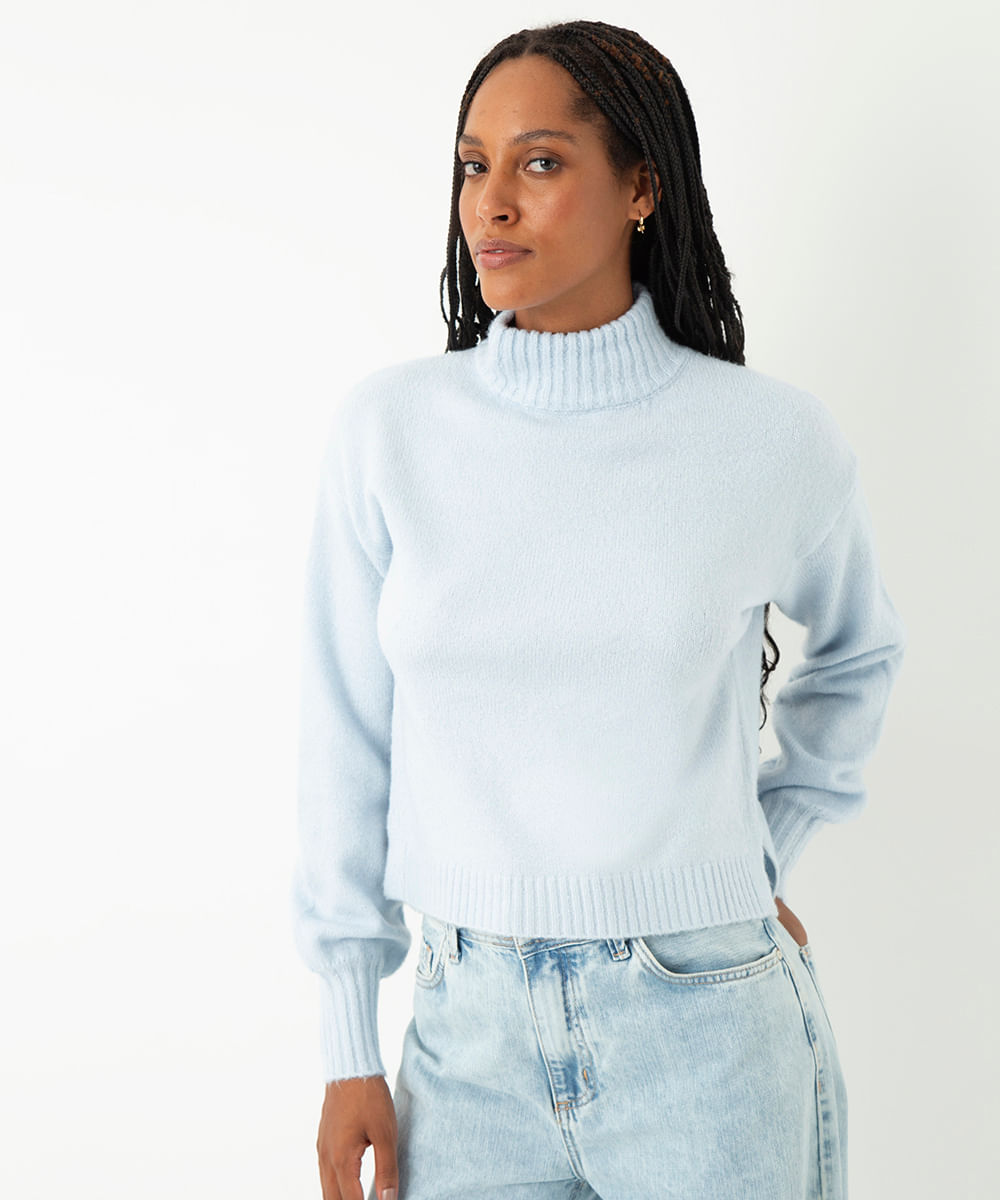 suéter de tricot básico gola alta azul