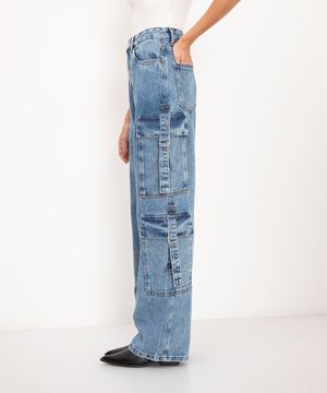 calça jeans wide leg cargo cintura alta azul