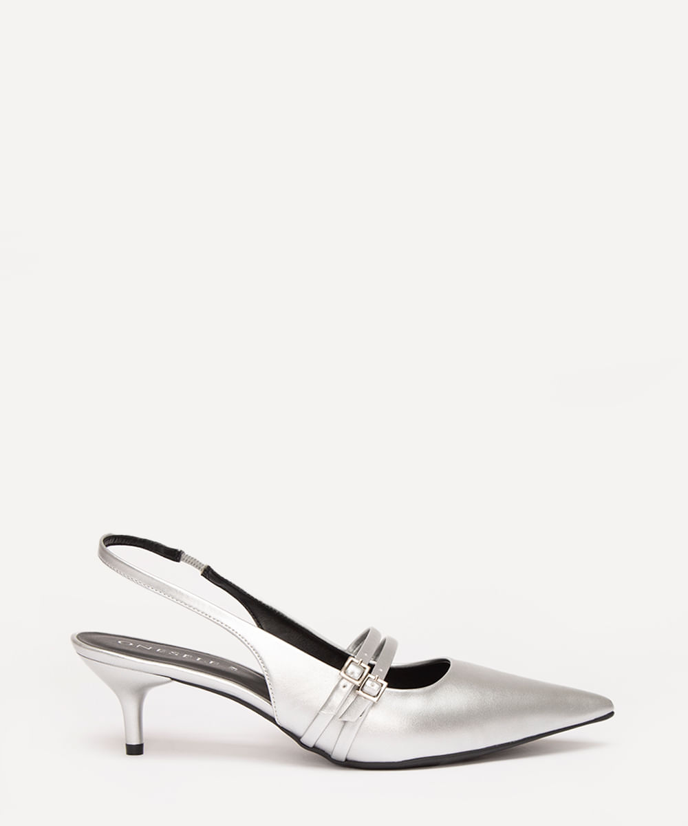 scarpin metalizado bico fino salto baixo oneself prata
