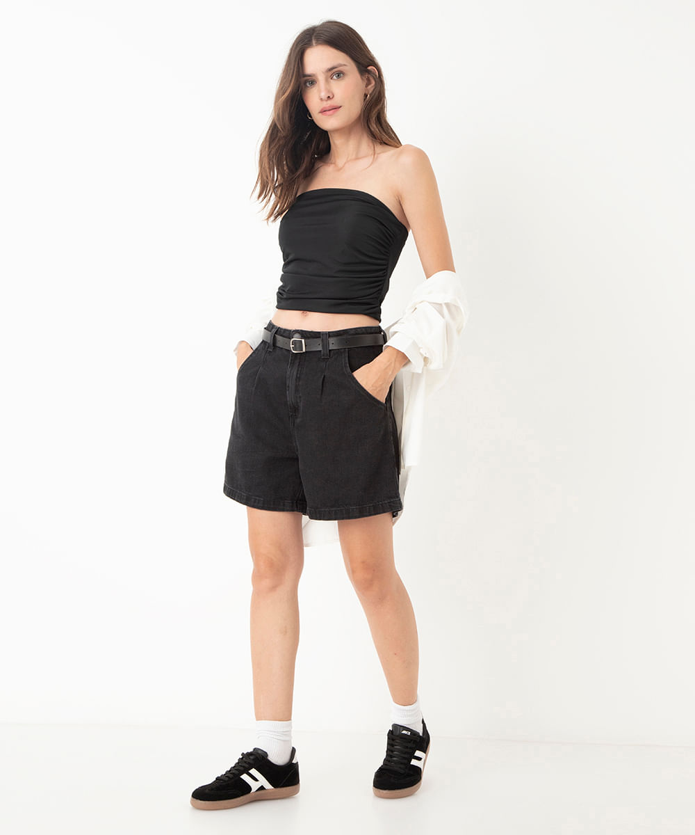 cropped decote reto sem alça com drapeado preto