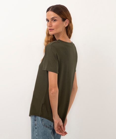 camiseta básica gola v verde