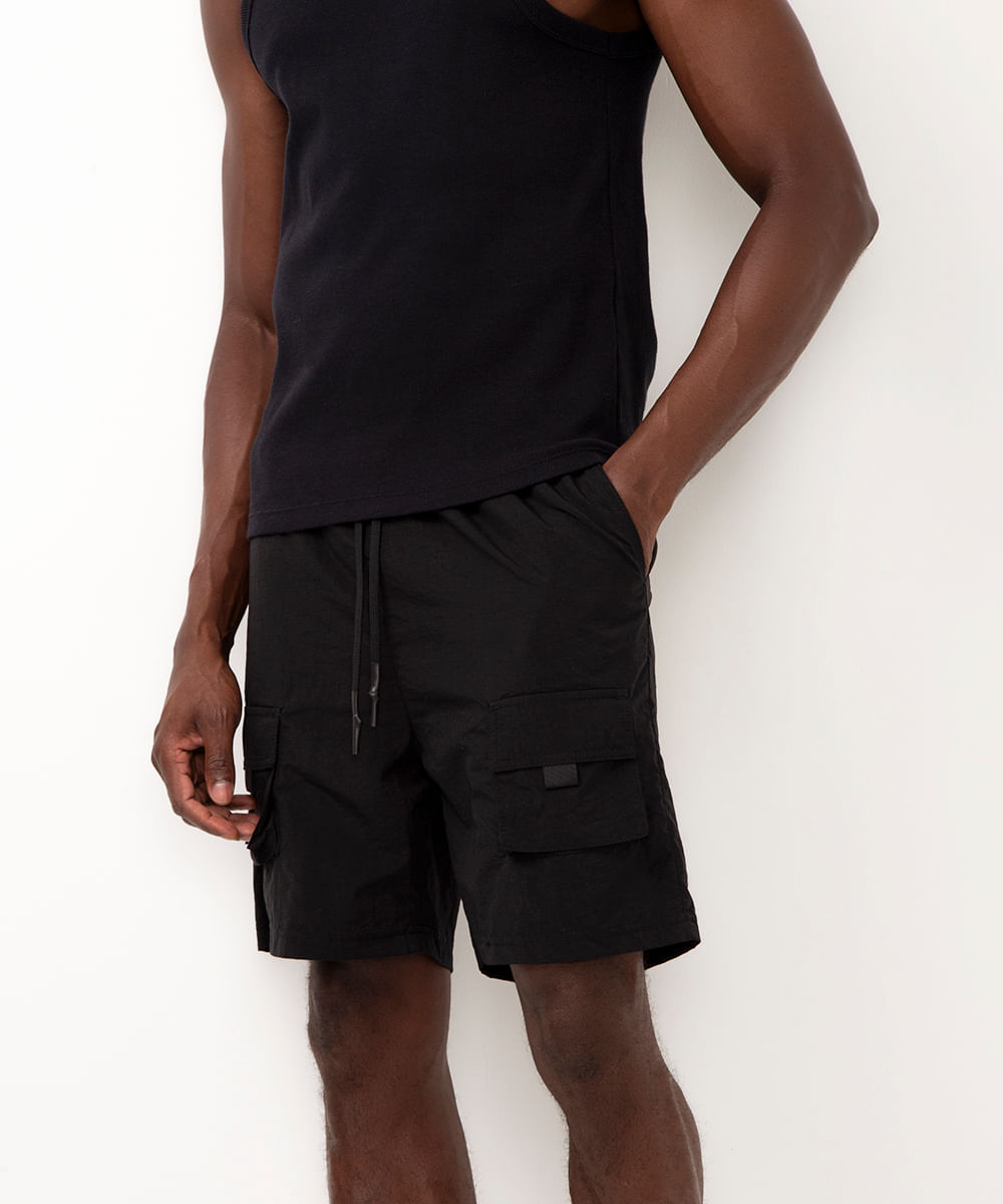 bermuda cargo texturizada preto