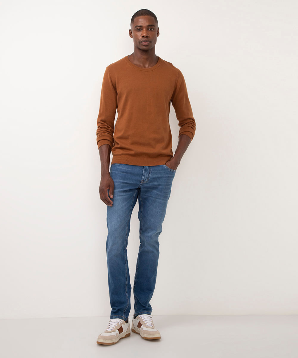 calça jeans slim com bolsos azul