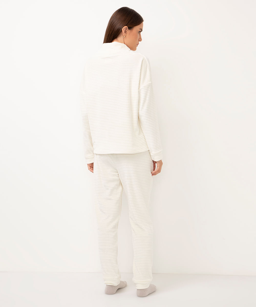 pijama de fleece longo texturizado e bordado off white