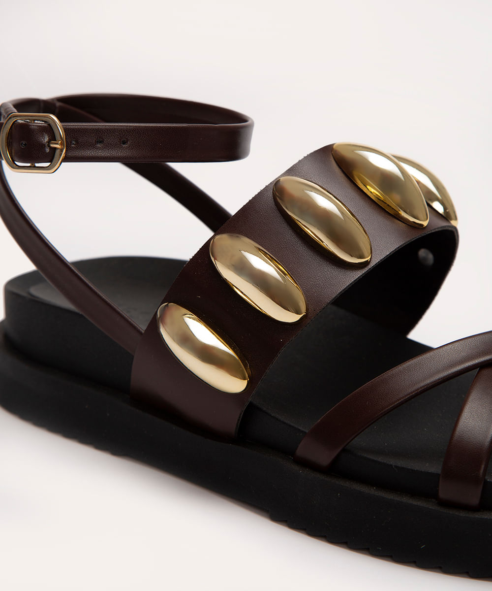 sandália flatform com tachas oneself marrom
