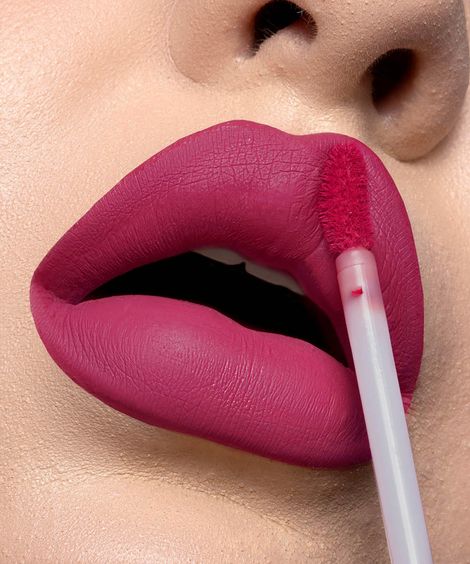 batom líquido matte dailus 12h fucsia