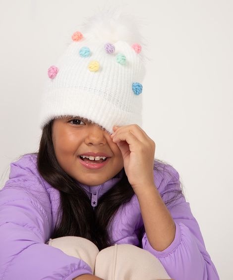 gorro infantil de tricô com pompom branco