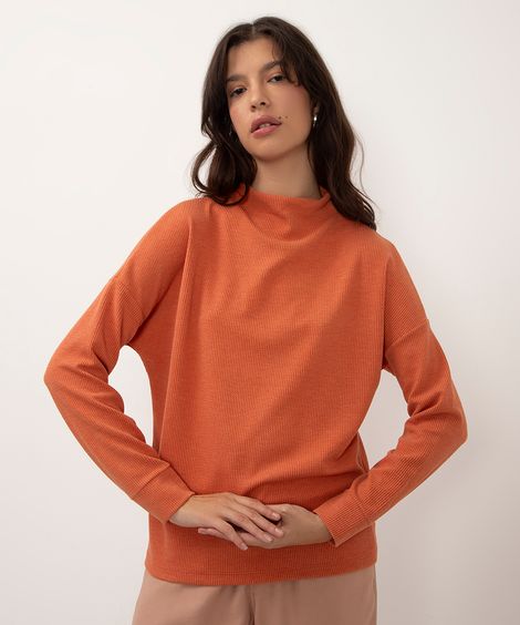 blusa texturizada gola alta laranja