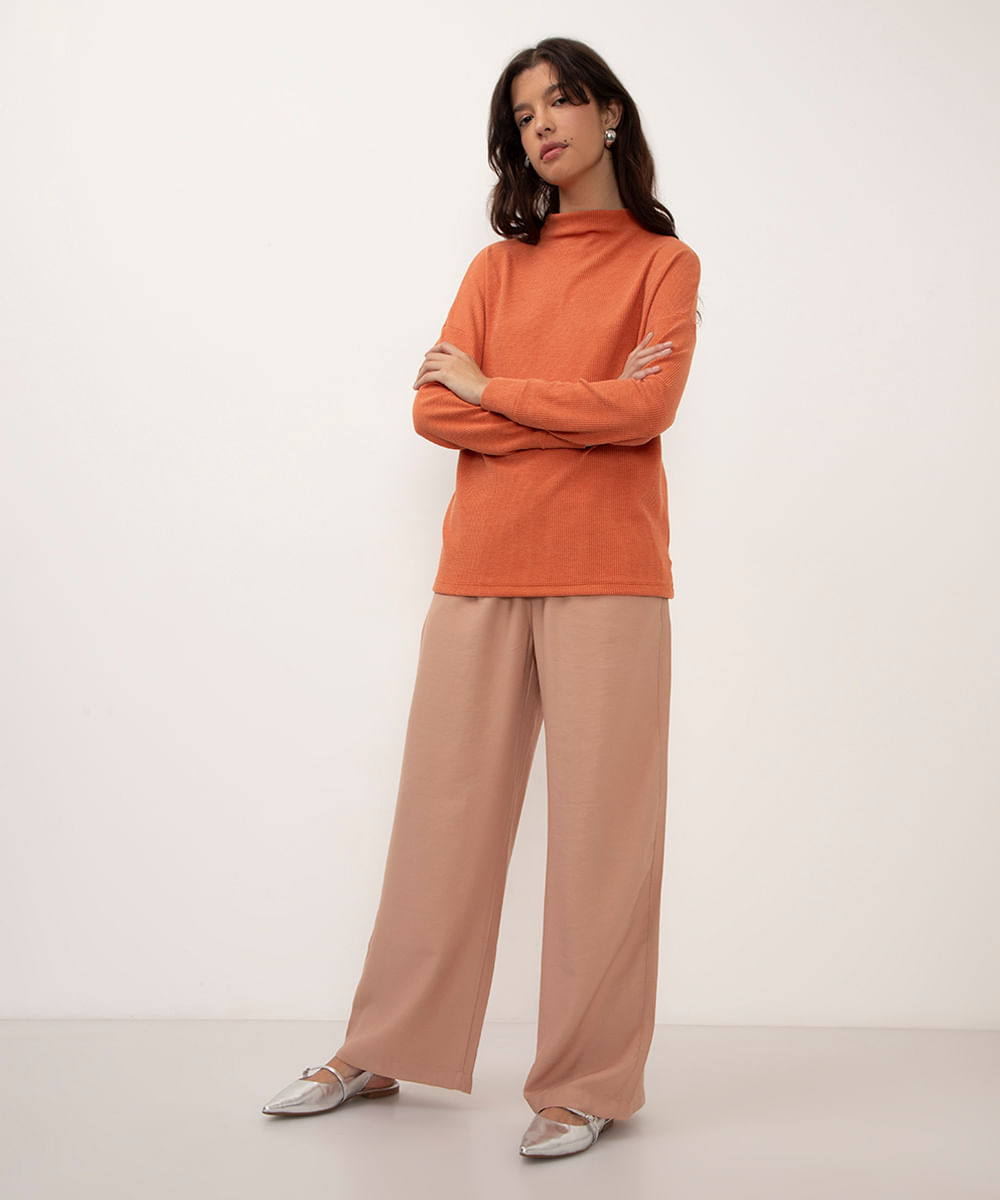blusa texturizada gola alta laranja