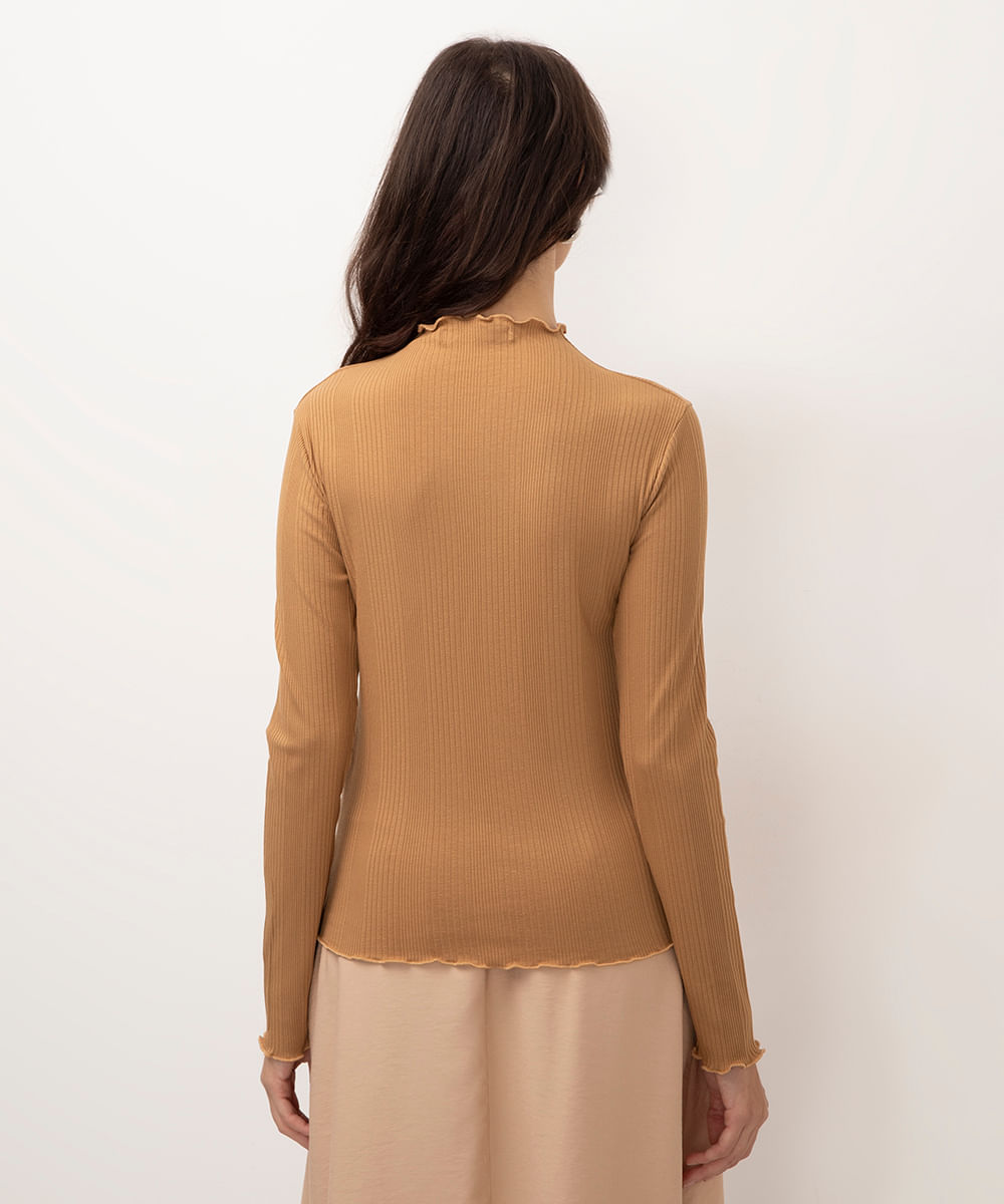 blusa de viscose canelada manga longa marrrom