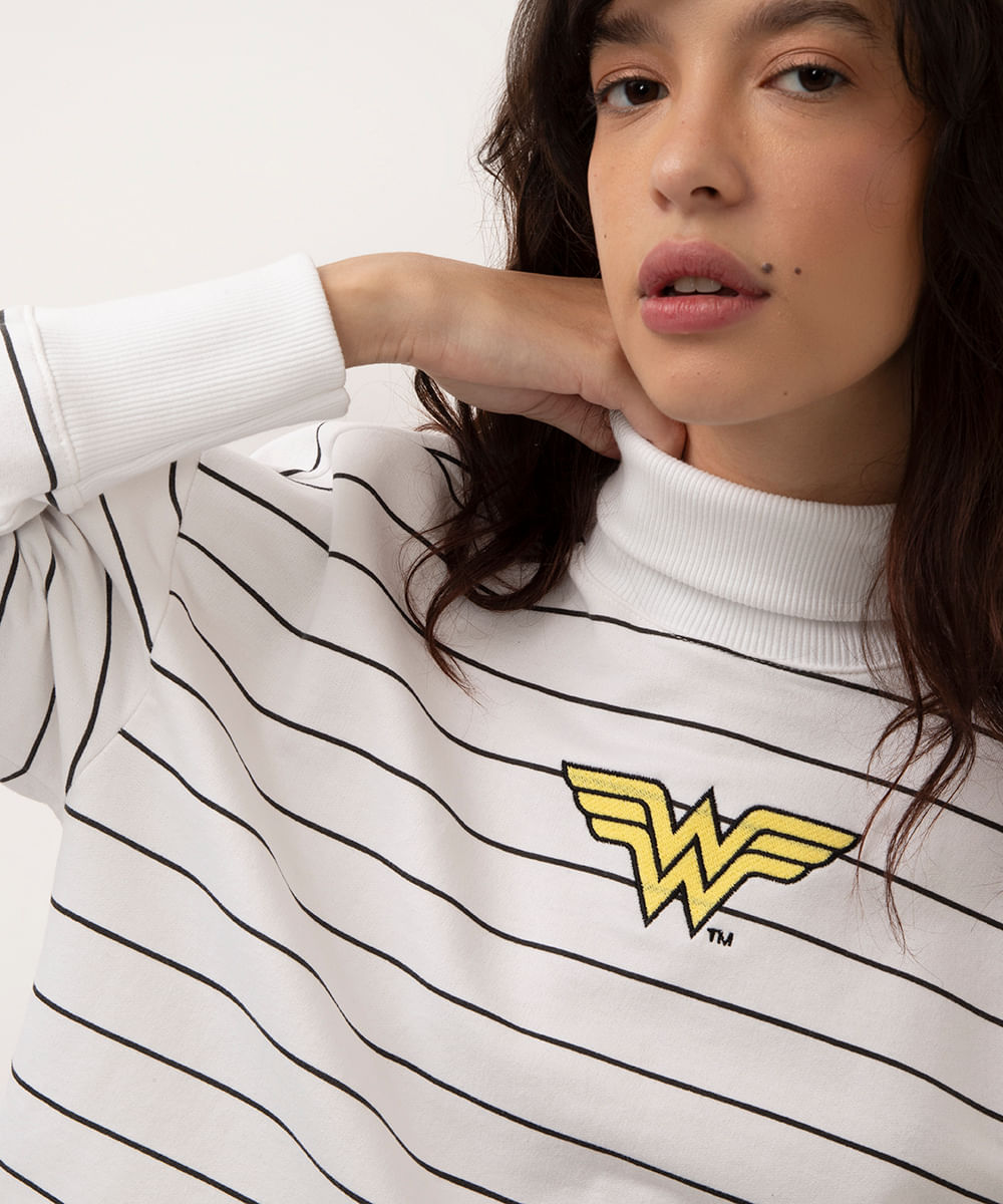 blusão de moletinho listrado mulher maravilha branco