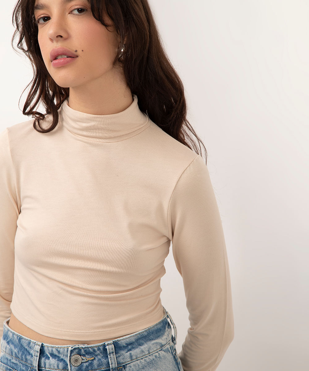 blusa de viscose gola alta off white