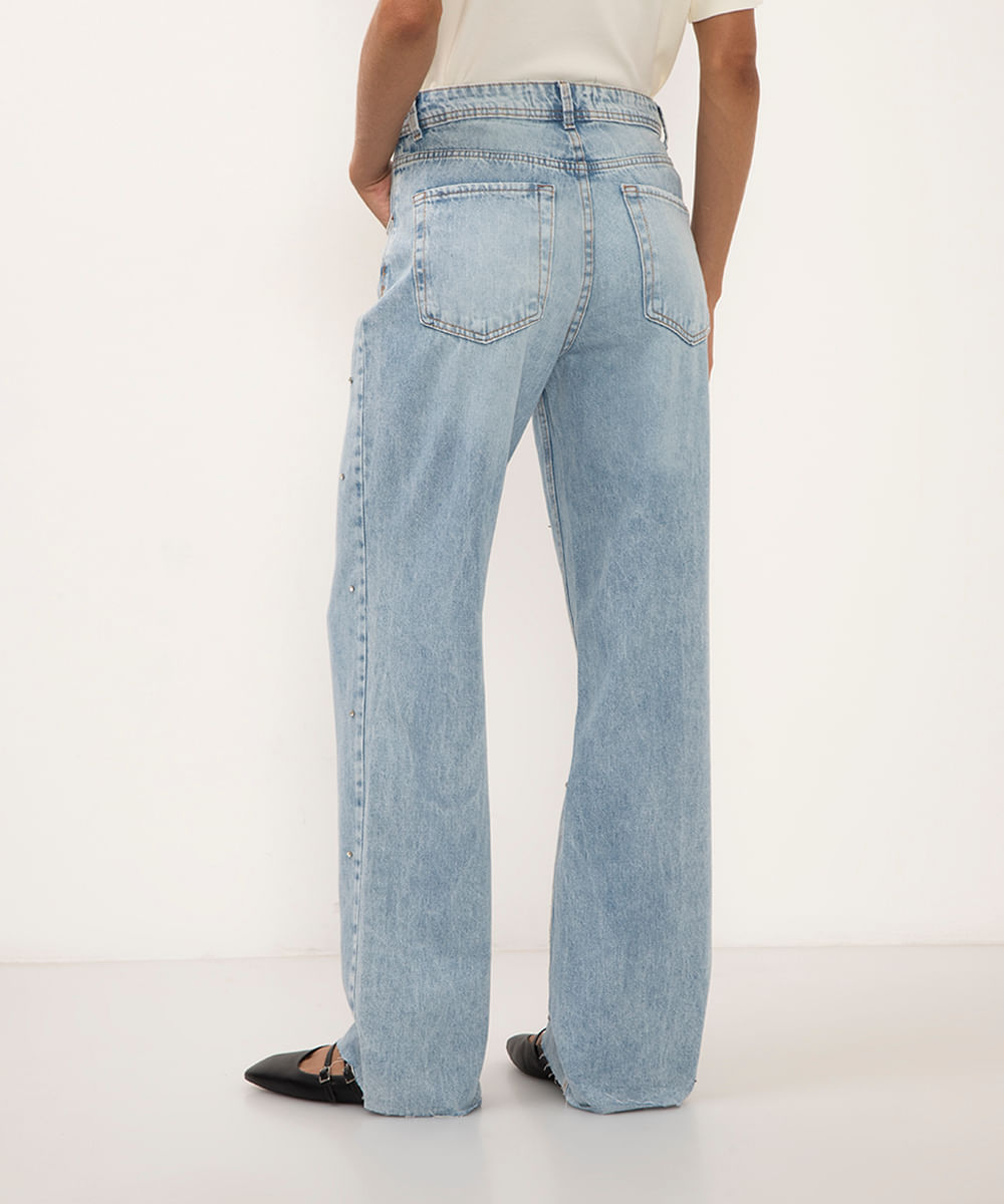 calça jeans wide leg slim com brilhos azul claro