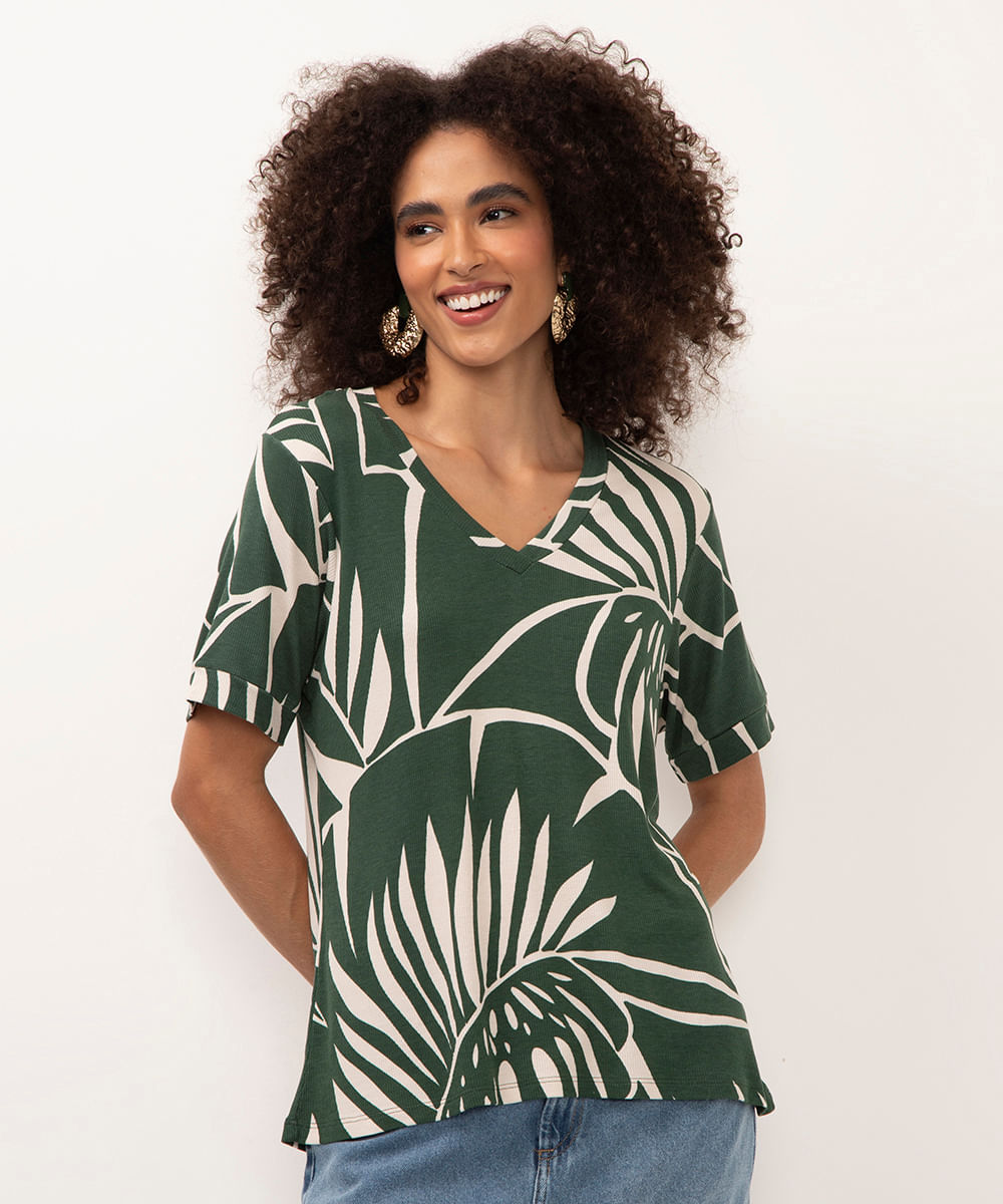 camiseta de viscose canelada folhagem verde