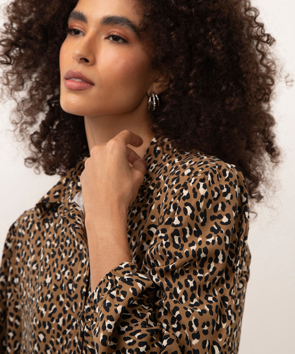 vestido de viscose chemise curto animal print marrom