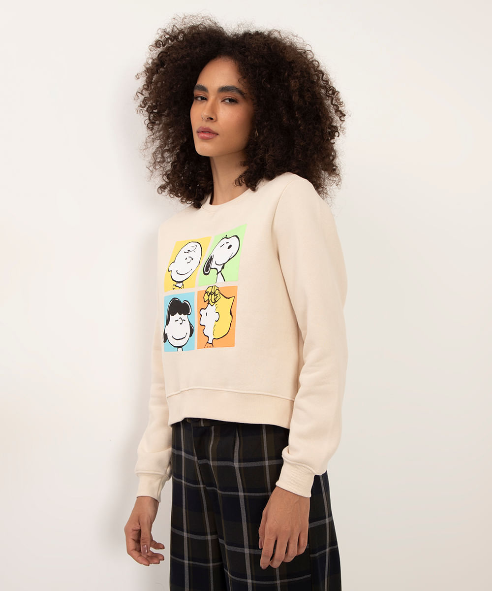 blusa de moletom cropped snoopy bege