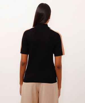 blusa de tricot gola alta ombro bicolor preto