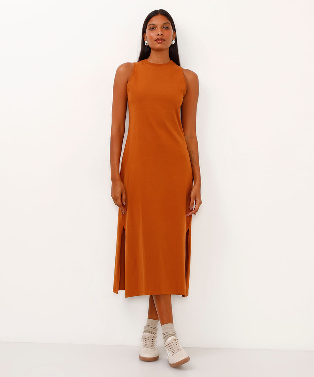 vestido de algodão midi com fenda marrom