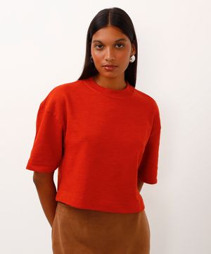 camiseta flamê cropped gola alta laranja