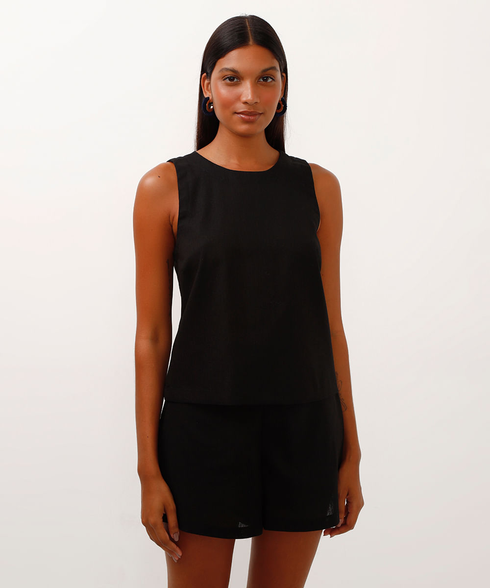 regata com linho decote redondo preto