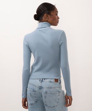blusa de algodão cropped gola alta - jeans medio