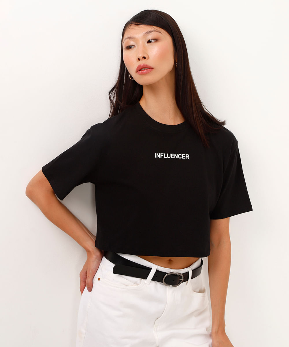 camiseta de algodão cropped influencer preto