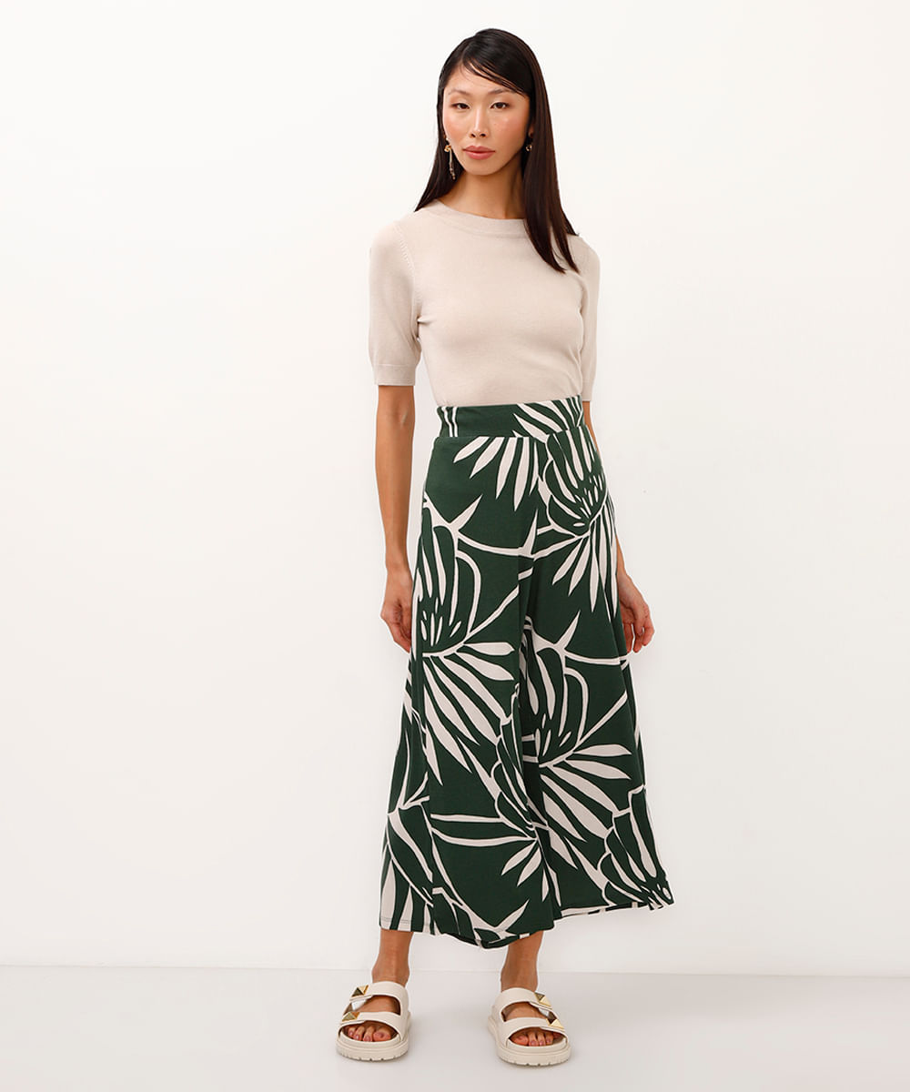 calça de viscose wide leg cropped folhagem verde