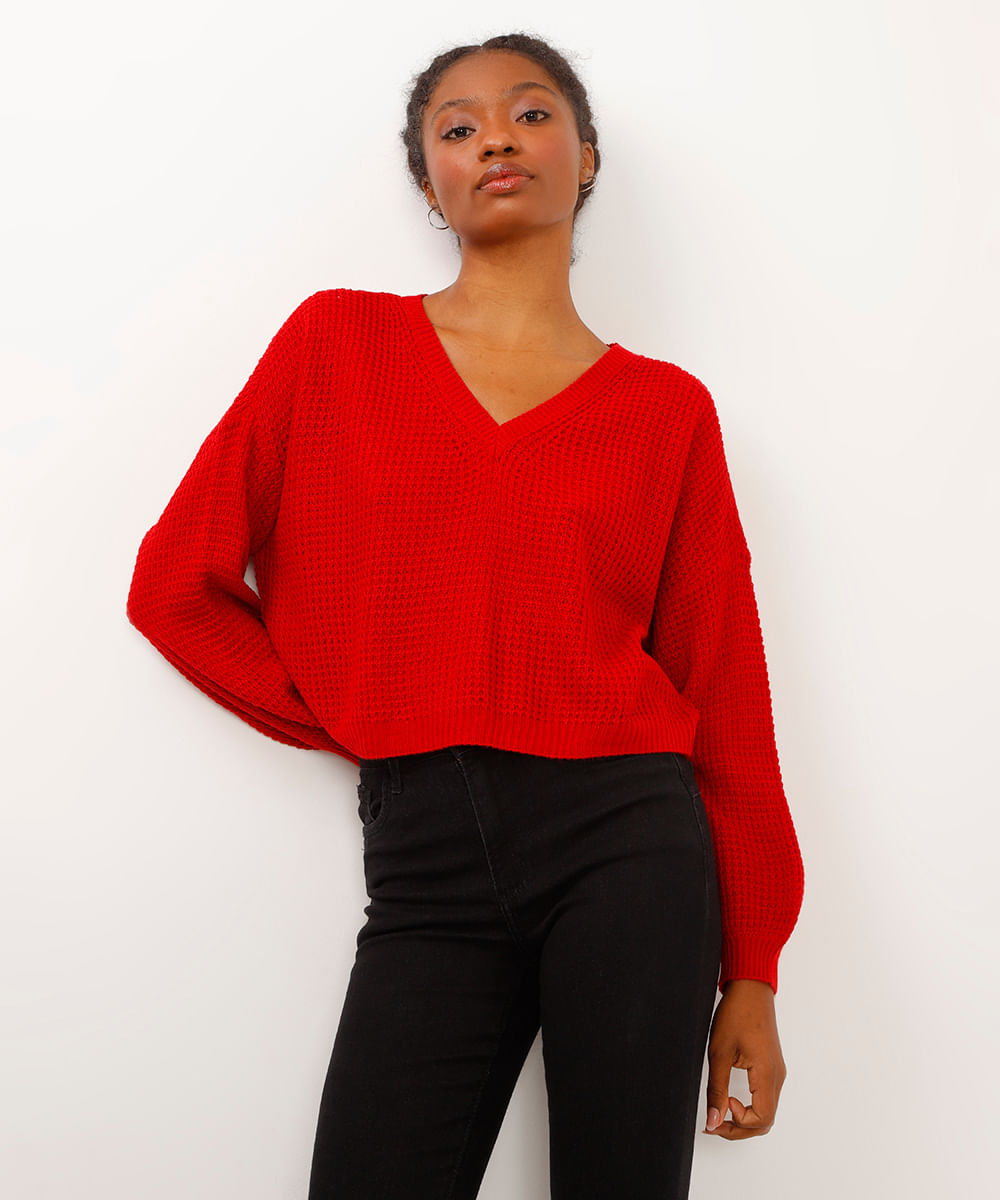 suéter de tricot decote v vermelho