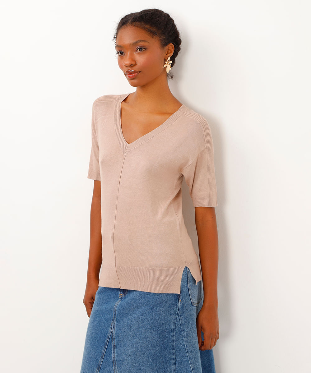 blusa de tricot decote v manga curta bege