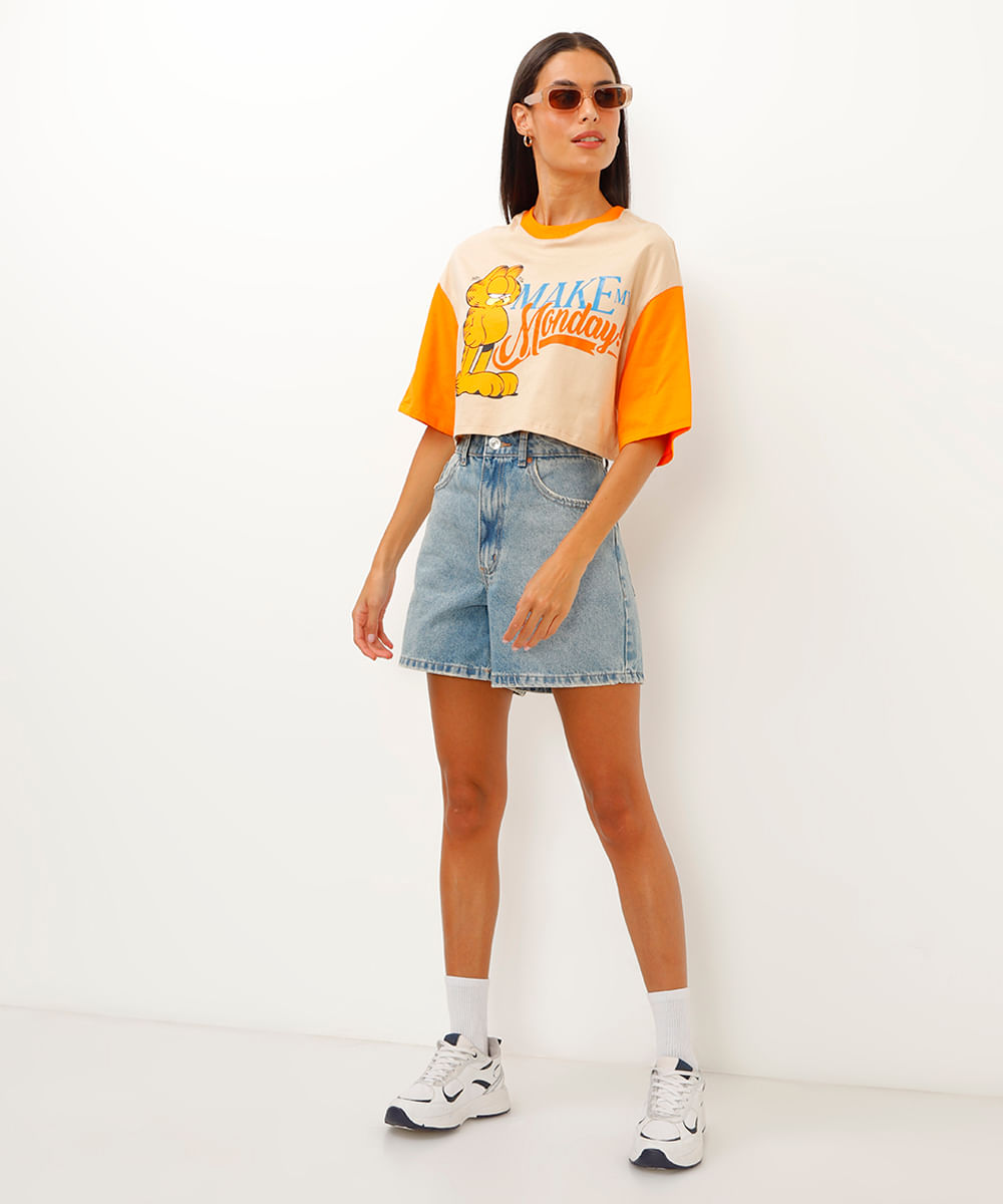 camiseta de algodão cropped bicolor garfield bege