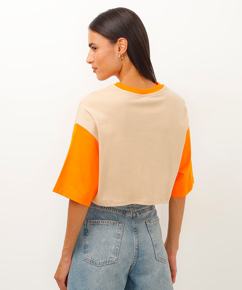 camiseta de algodão cropped bicolor garfield bege