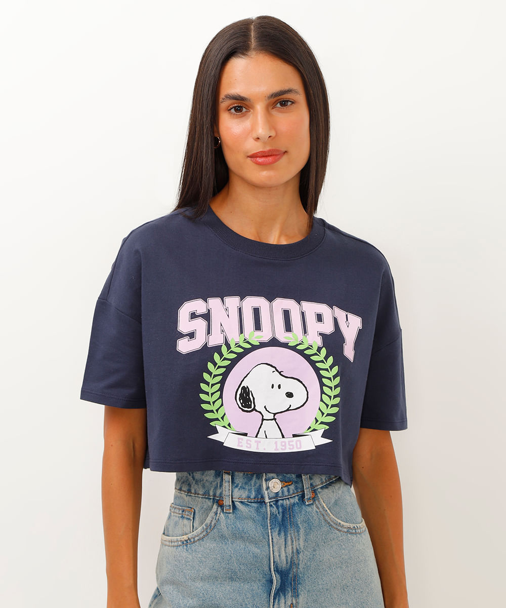 camiseta de moletinho cropped snoopy azul marinho