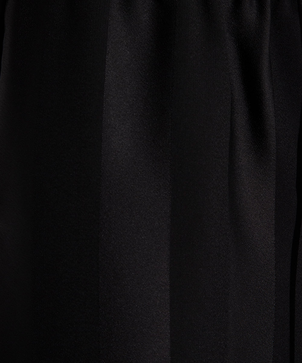 calça wide leg acetinada listrada mindset preta