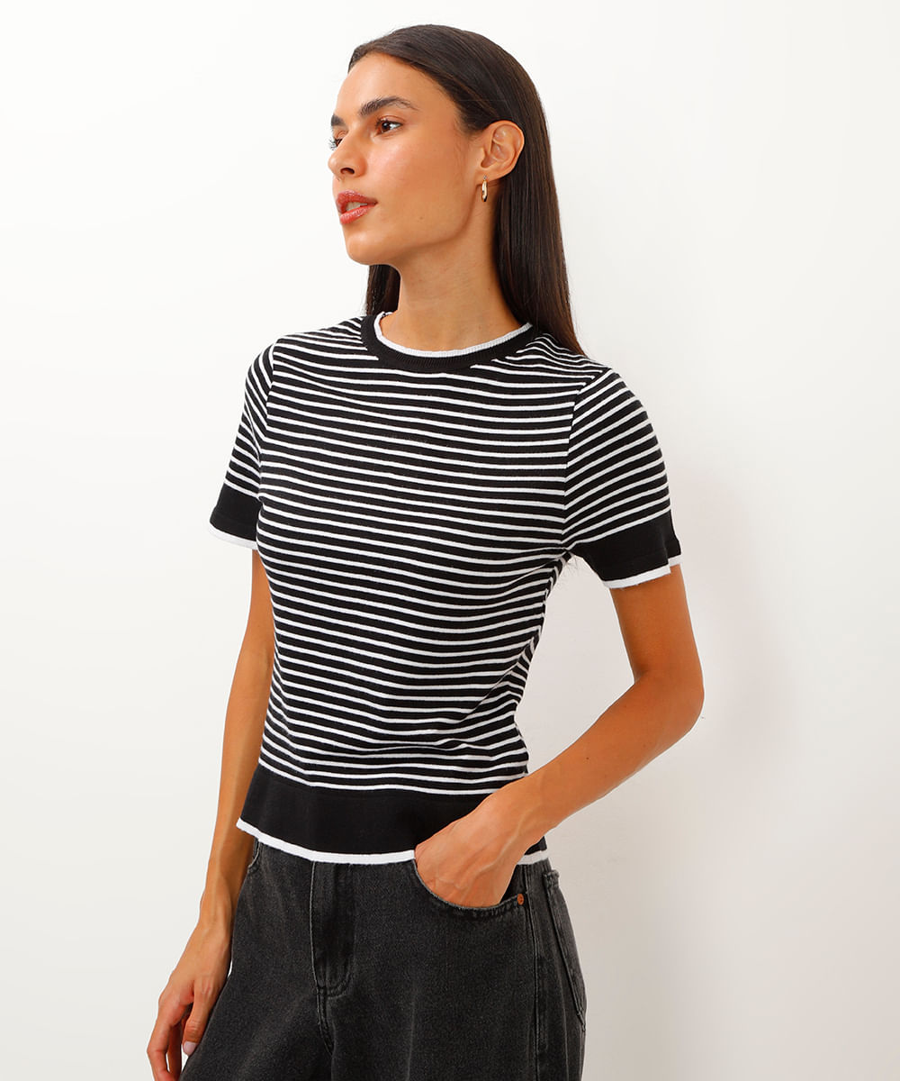 blusa de tricot listrada manga curta preto