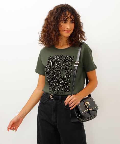 camiseta de algodão manga curta animal print verde militar
