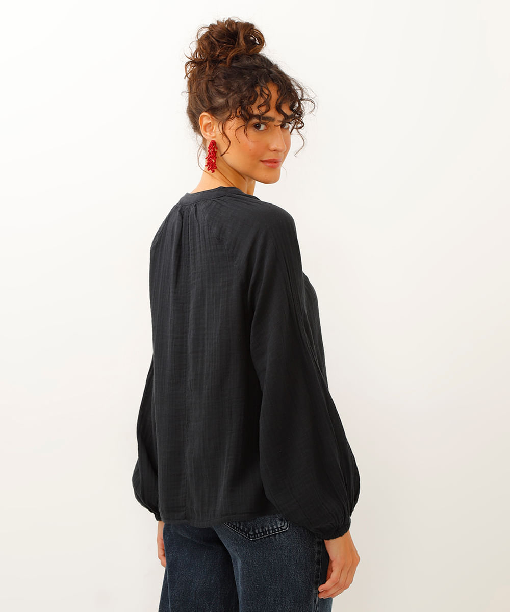blusa bata de algodão decote v manga longa preta