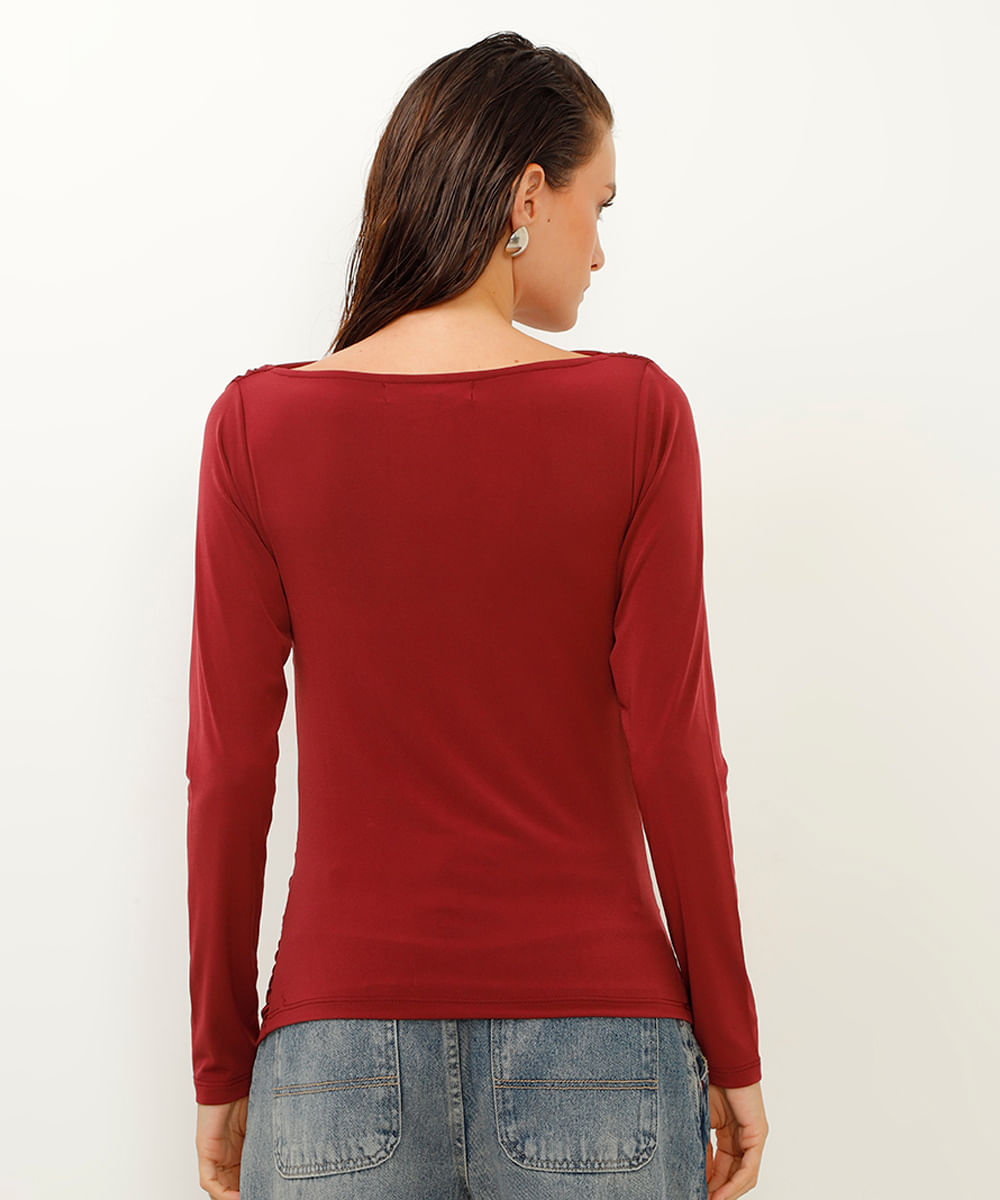 blusa decote canoa franzido na lateral vinho
