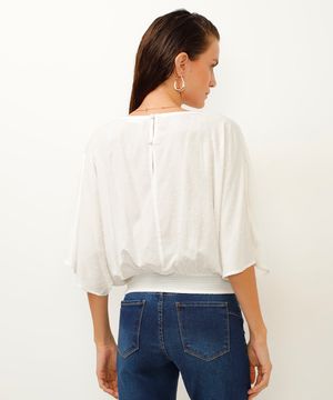 blusa bata de viscose cropped com textura em poá off white